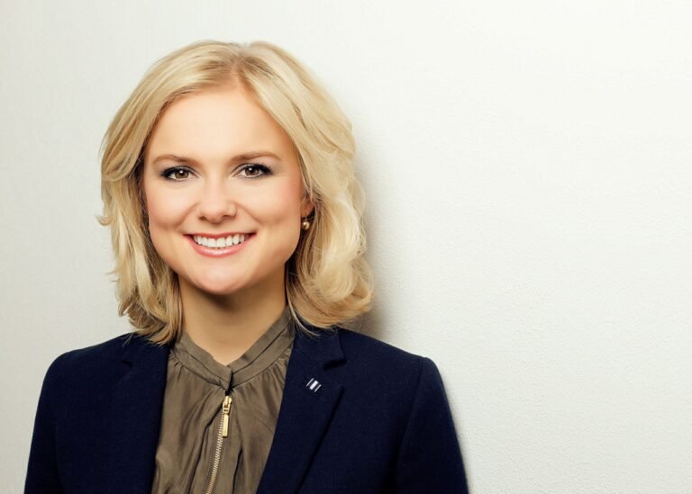 angela van brakel ehemann