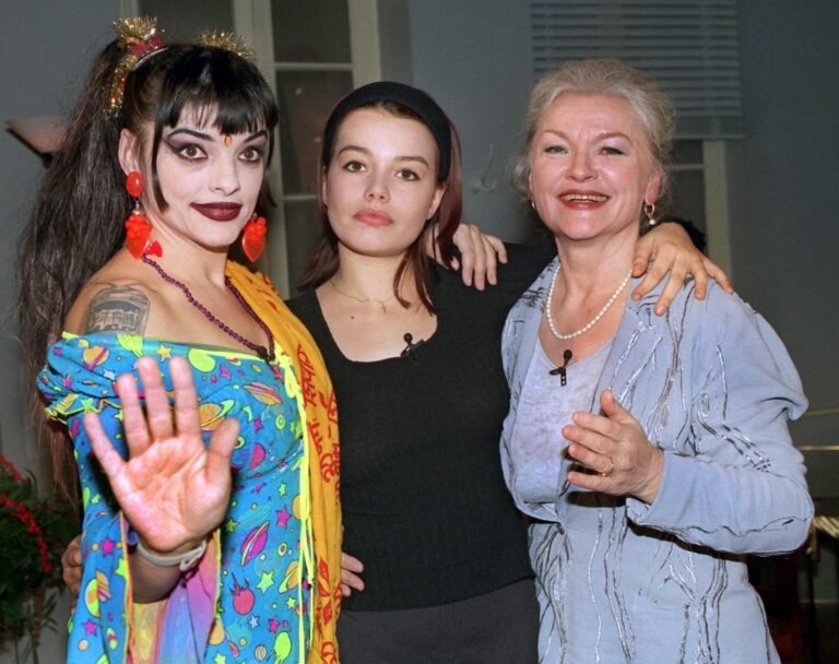 Nina Hagen ungeschminkt – Wie die Punk-Ikone ohne Make-up aussieht und wie sie früher wirklich war nina hagen ungeschminkt